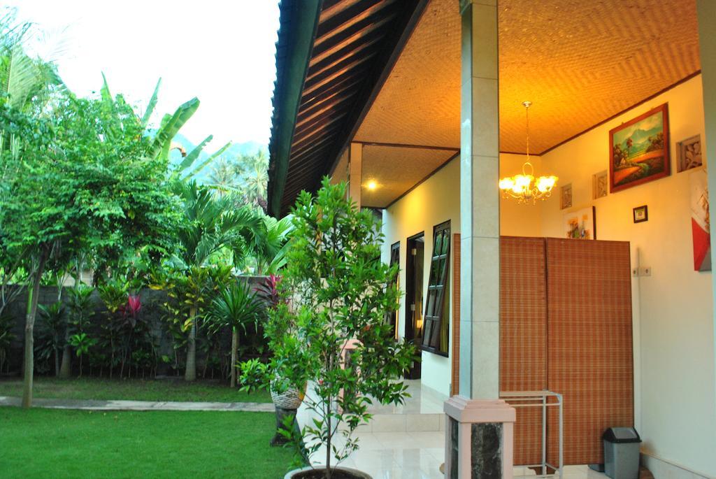 Giri Sari Guest House Pemuteran  Exterior photo